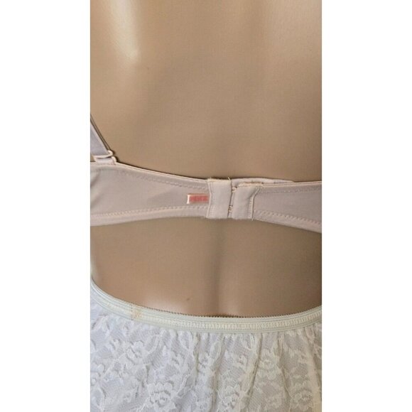 PINK Victoria Secret Wear Everywhere Push Up underwire beige bra size 34D - Picture 4 of 7